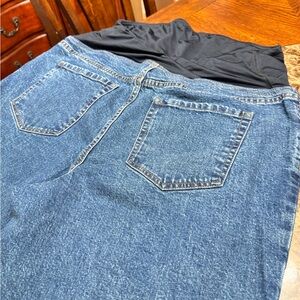 Isabelle maternity jeans, size 14, new without tags